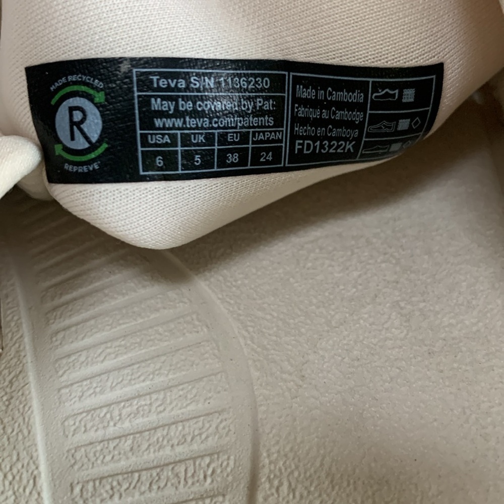 TEVA Hurricane Verge Slide Sandals Women’s Birch Ivory Slip-on Size 7 or 6 Men’s - Picture 10 of 11